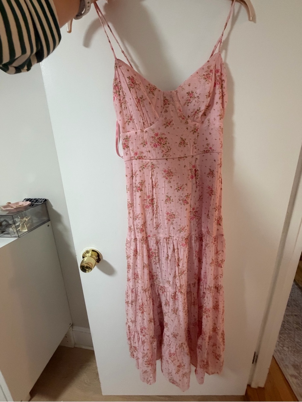 Women’s Pink Floral Spaghetti Strap Midi Dress